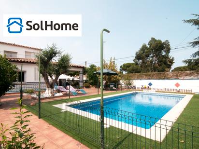 Swimming pool of House or chalet for sale in L'Escala  with Air Conditioner, Private garden and Swimming Pool