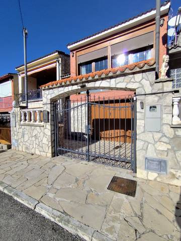 Casa adosada en Venta en Carrer Ronda del Nord en Pontils