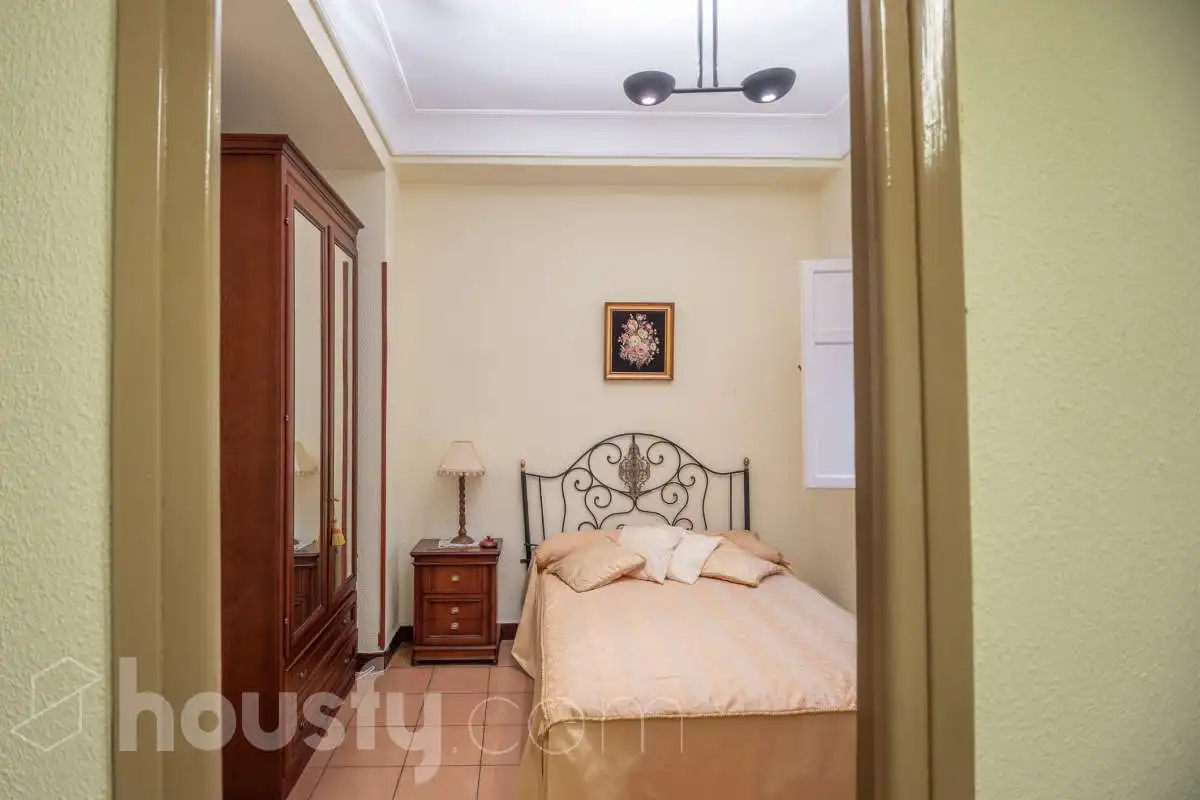 Bedroom of Flat for sale in Zaragoza
