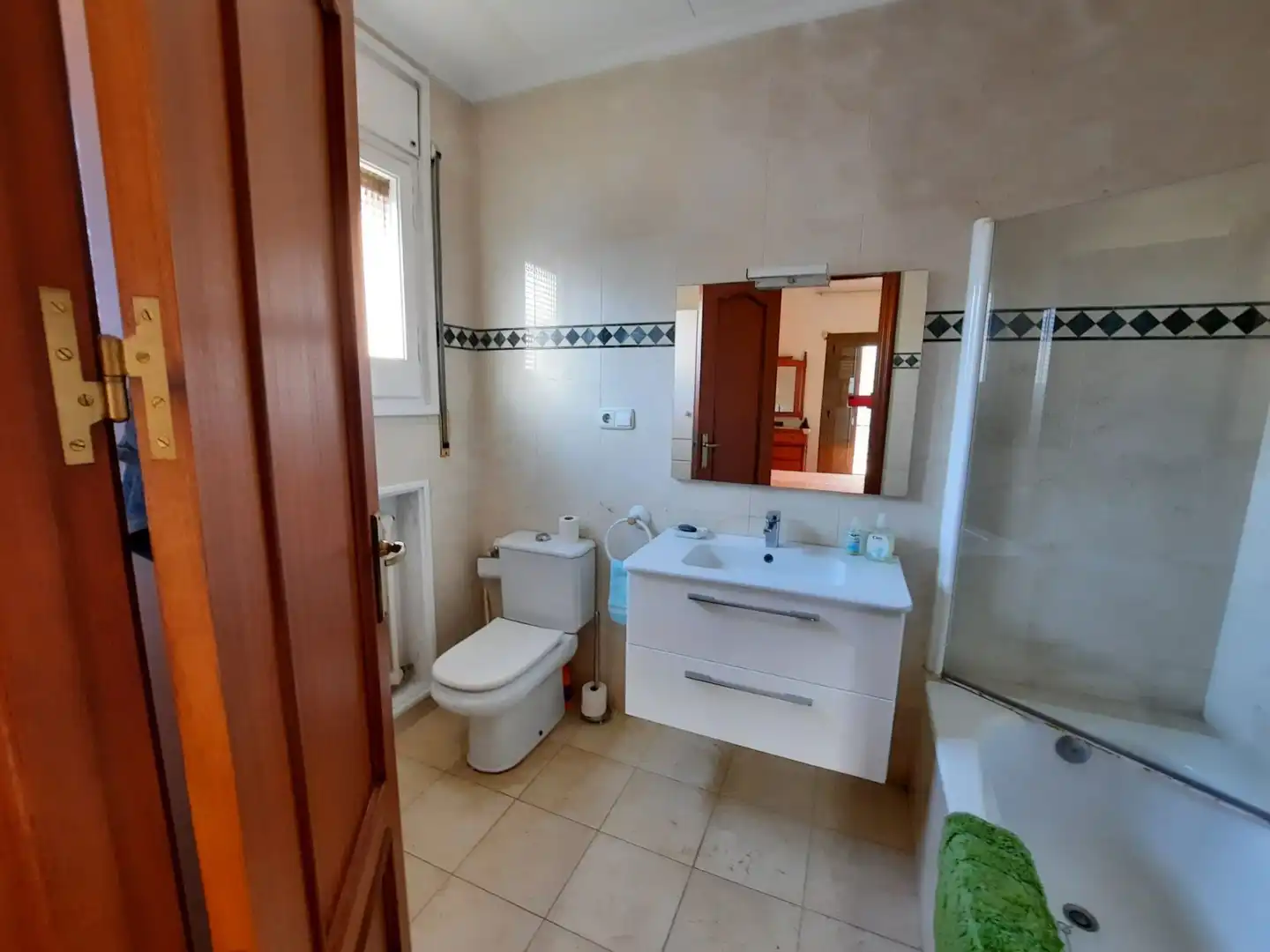 Badezimmer von Haus oder Chalet zum Verkauf in El Masnou mit Klimaanlage, Heizung und Privatgarten