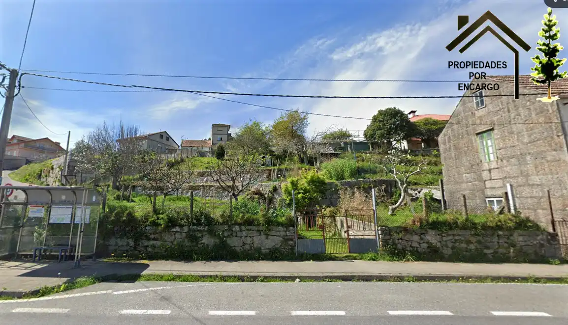 Terreno residencial en venta en Camiño de Carballadasna