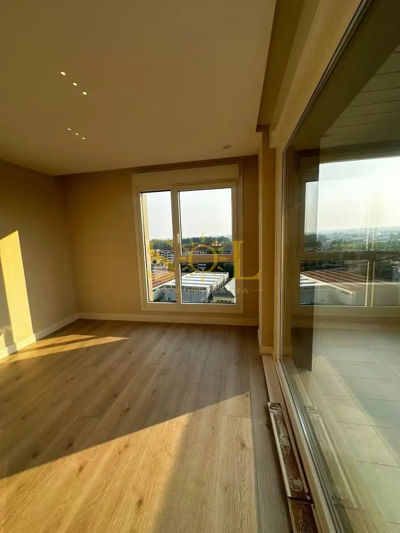 Terrasse von Wohnung zur Miete in León Capital  mit Klimaanlage, Heizung und Parkett