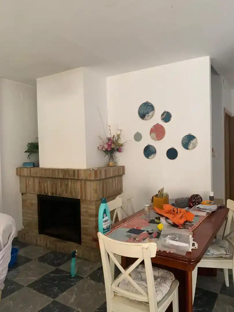 Sala d'estar de Dúplex en venda en Pétrola amb Aire condicionat, Traster i Moblat