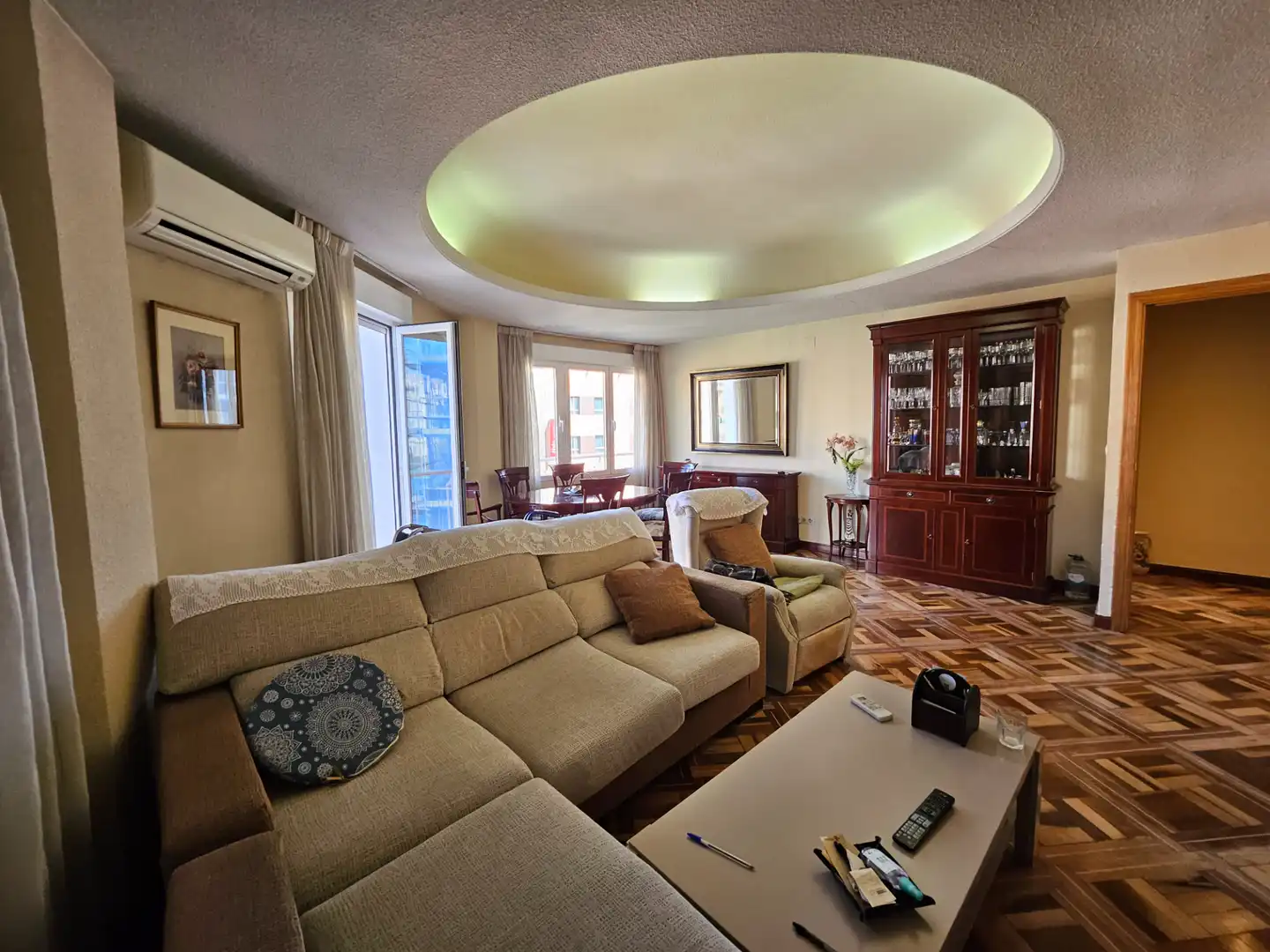 Living room of Flat for rent in Madrid  with Air Conditioner, Heating and Furnished