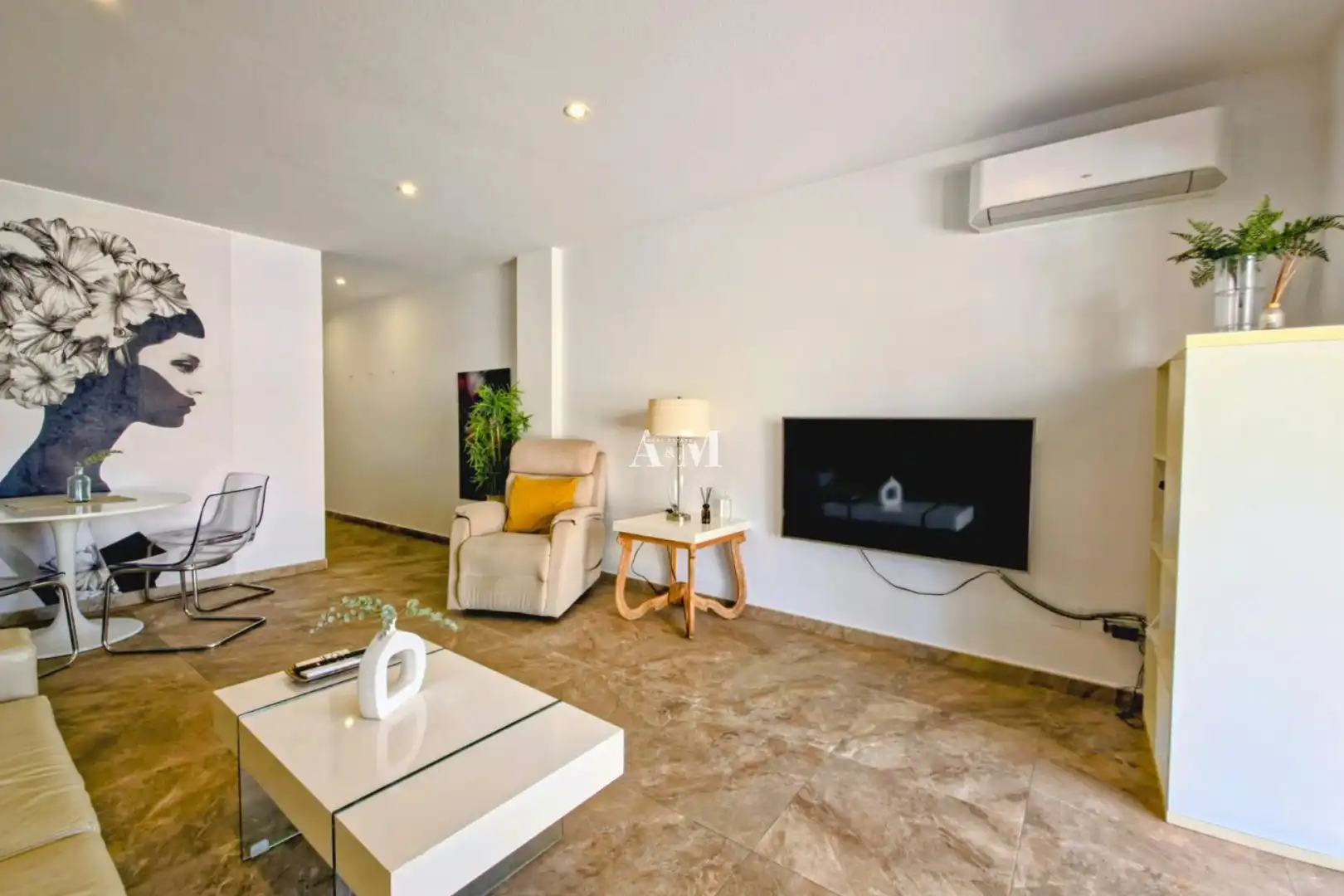 Wohnzimmer von Wohnung zur Miete in Guardamar del Segura mit Klimaanlage, Heizung und Terrasse