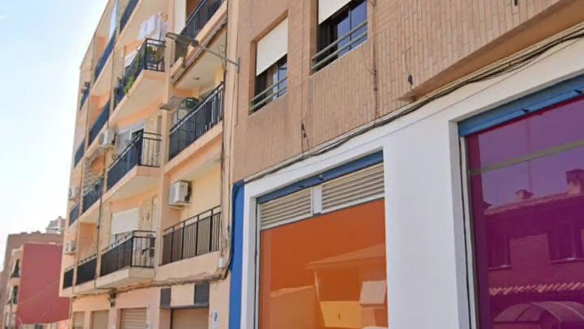 Vista exterior de Piso en venta en Torrent con Aire acondicionado, Calefacción y Trastero