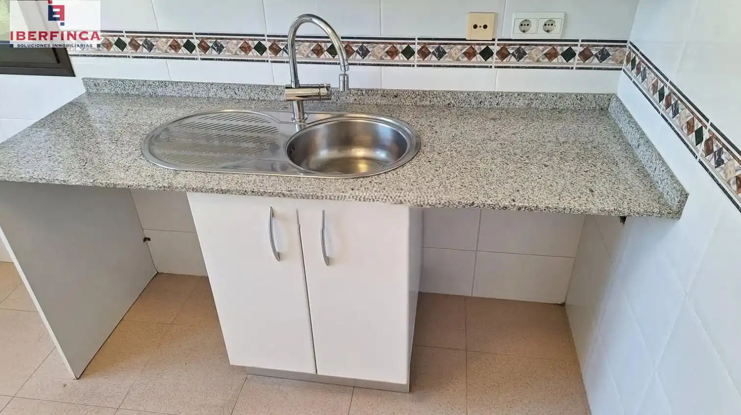 Kitchen of Flat for rent in Valladolid  with Heating, Terrace and Storage room