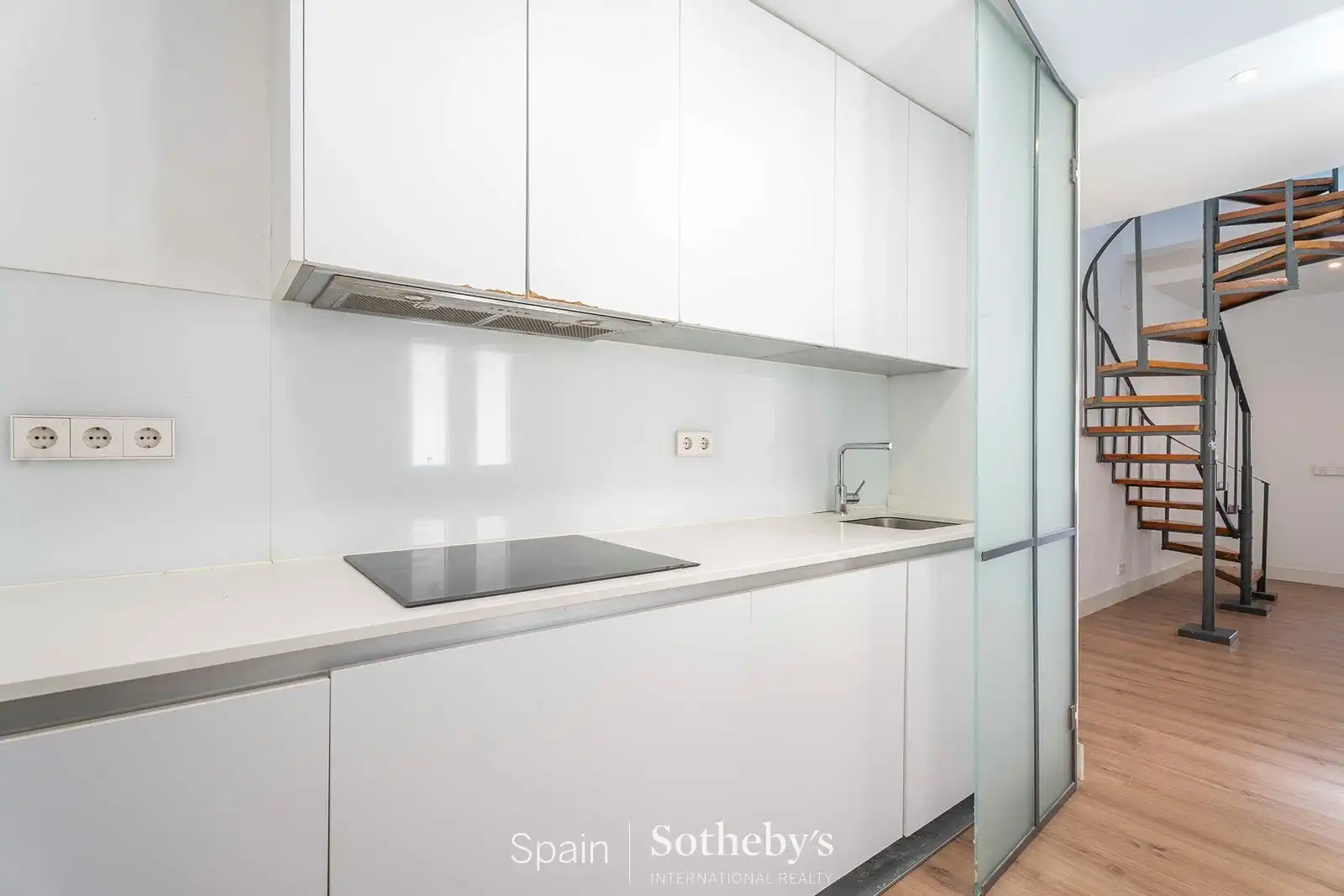 Kitchen of Attic for sale in Madrid  with Air Conditioner, Heating and Terrace