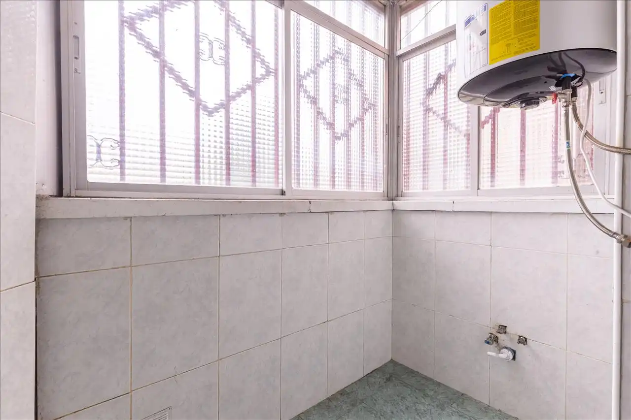 Bathroom of Flat for sale in Madrid  with Terrace
