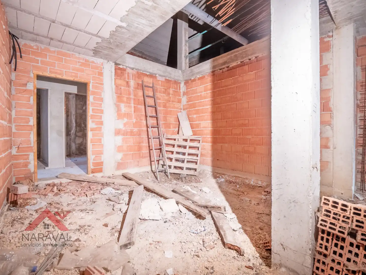Casa adosada en venda en Mendaza amb Traster