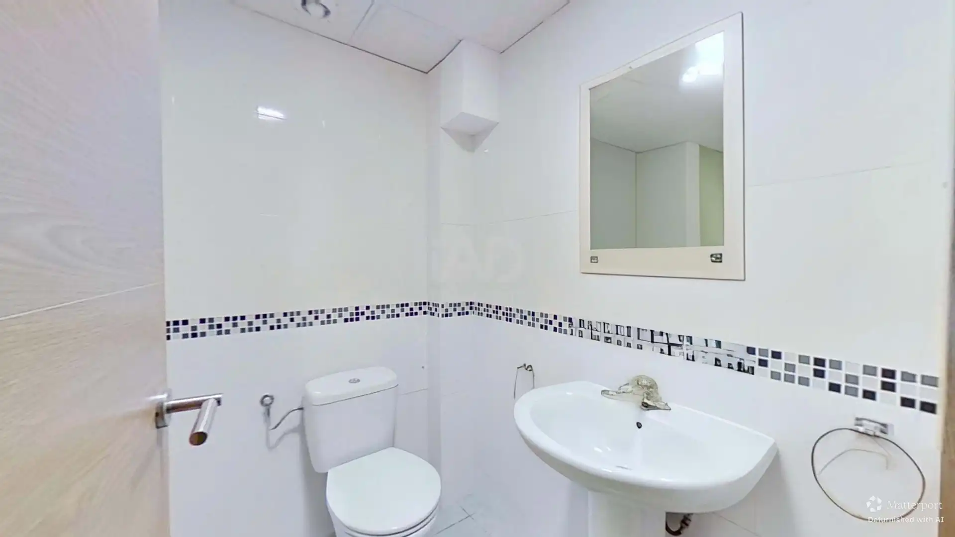 Baño de Local en venta en L'Arboç