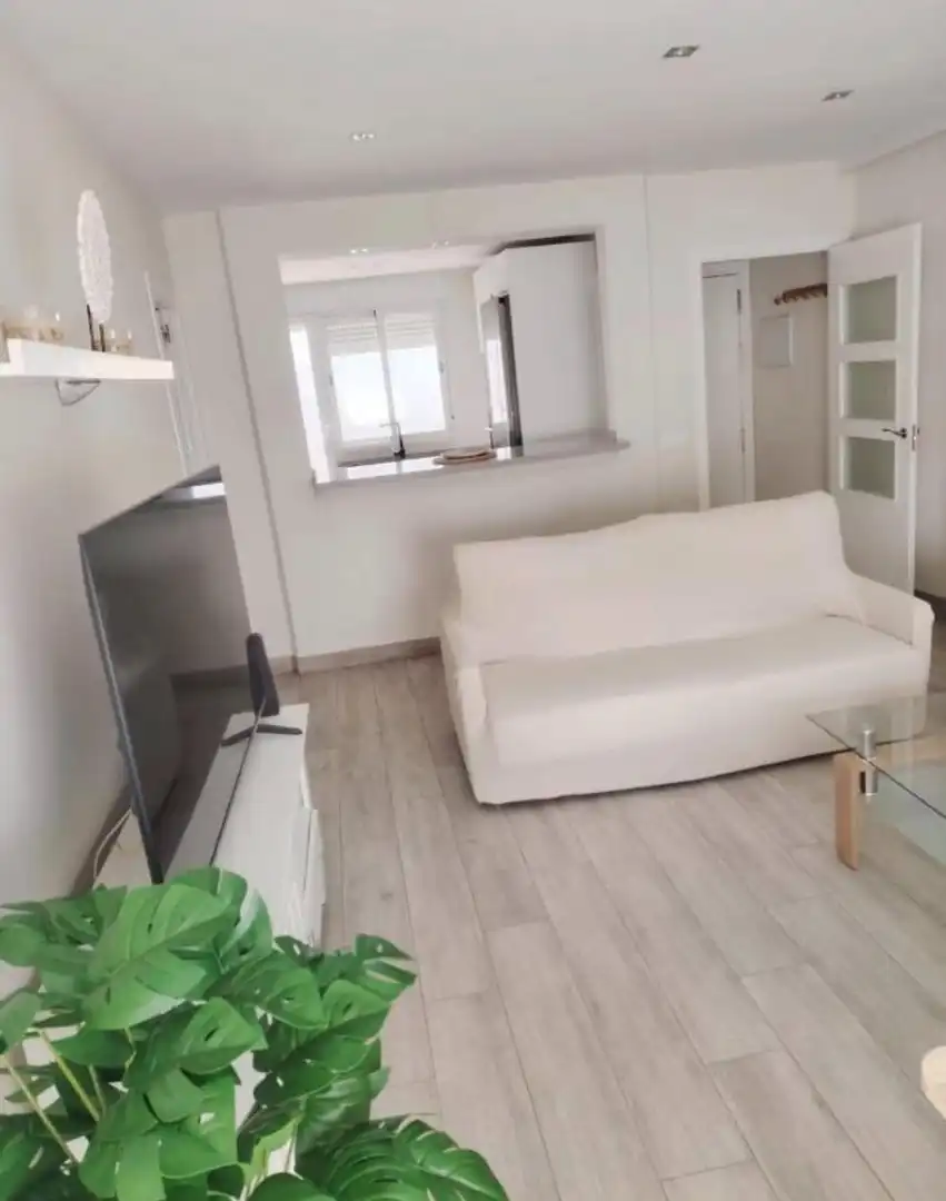 Wohnung zur Miete in Vista Alegre - Parque Cruz Conde