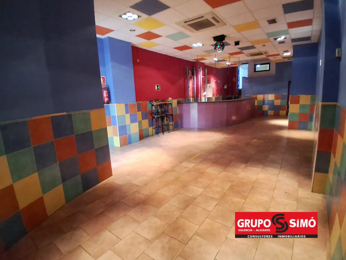 Local en venta en La Pobla de Farnals con Aire acondicionado, Calefacción y Terraza