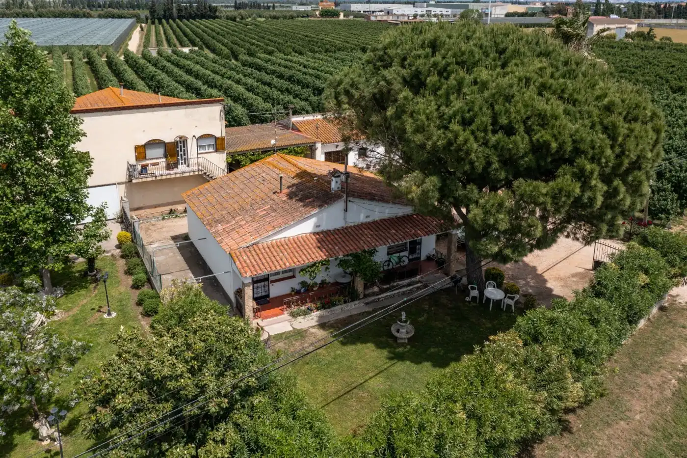 Country house zum Verkauf in Sant Pere Pescador mit Privatgarten