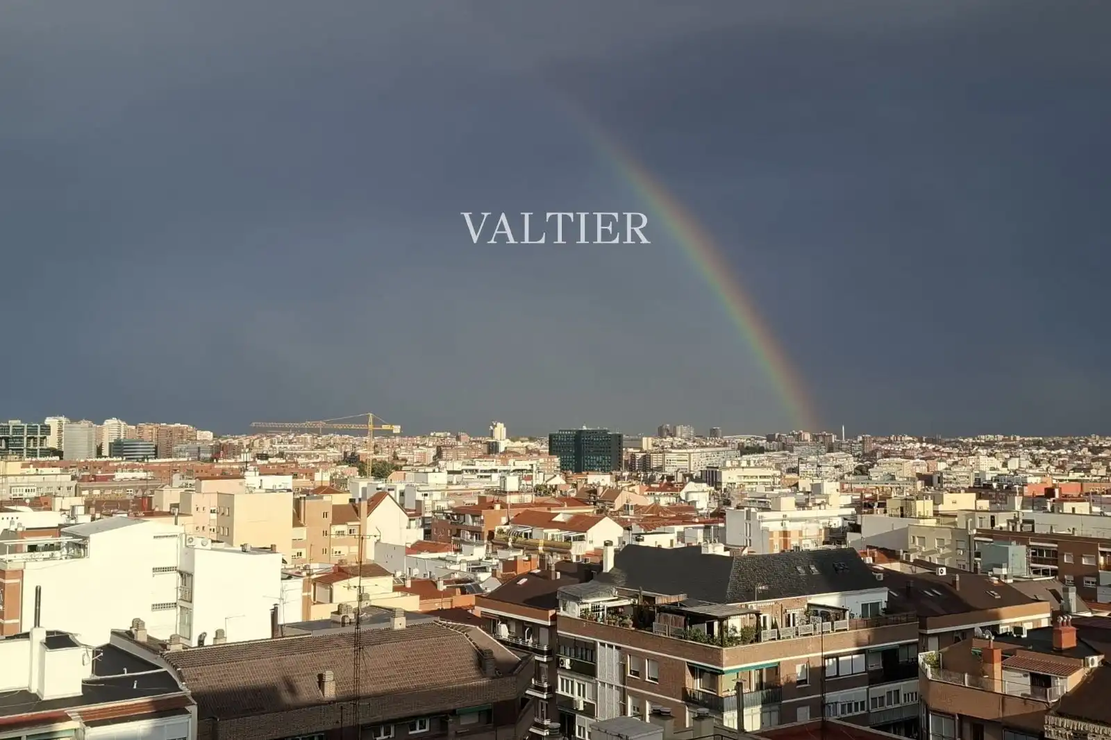 Vista exterior de Piso en venta en Madrid con Aire acondicionado y Amueblado