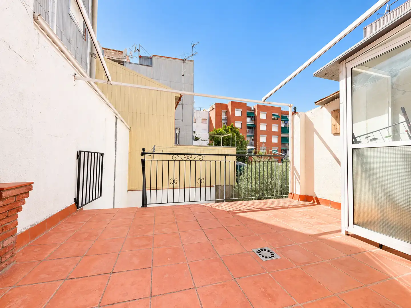 Semi-detached house with terrace for sale in Marianao, imagen 21
