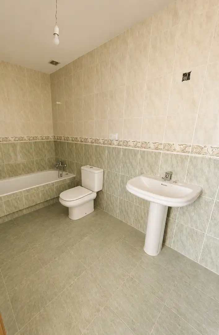 Bathroom of Flat for sale in Teo  with Storage room