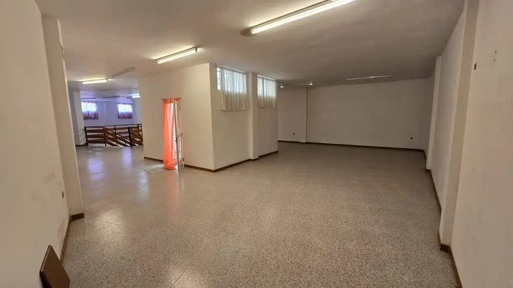 Buildings for sale in Aliseda  with Alarm