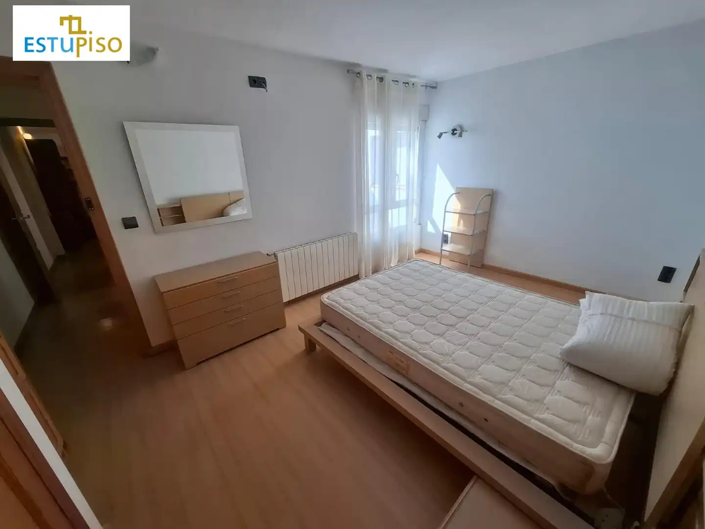 Habitación de Piso en venta en León Capital  con Calefacción