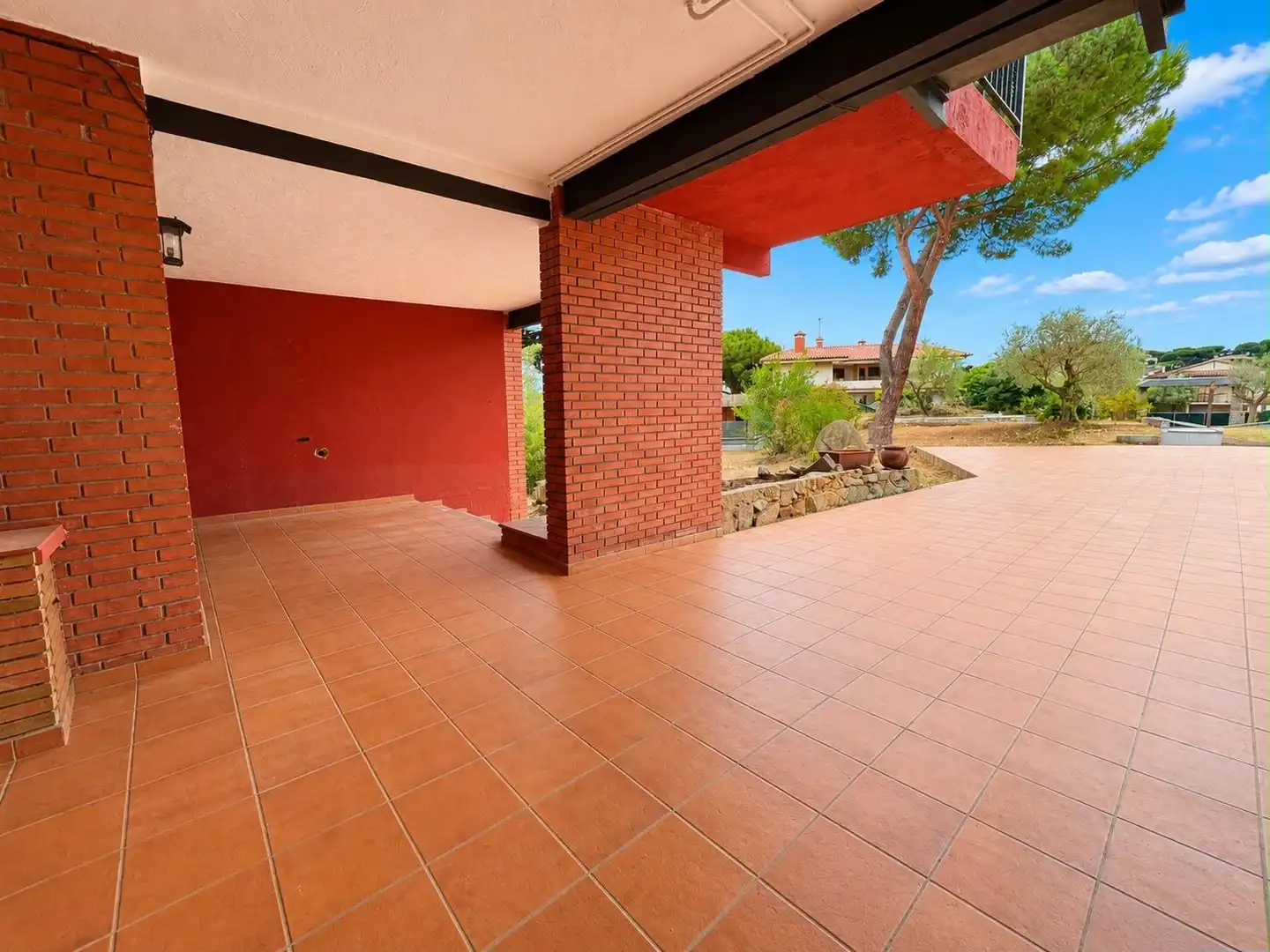 Terraza de Casa o chalet en venta en Sant Fost de Campsentelles con Aire acondicionado, Calefacción y Jardín privado