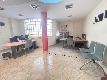 Bureau avec ascenseur à vendre à Lorca Ciudad