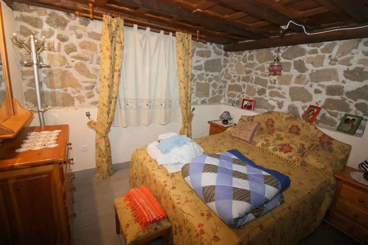 Dormitori de Finca rústica en venda en Santa Cruz del Valle amb Internet