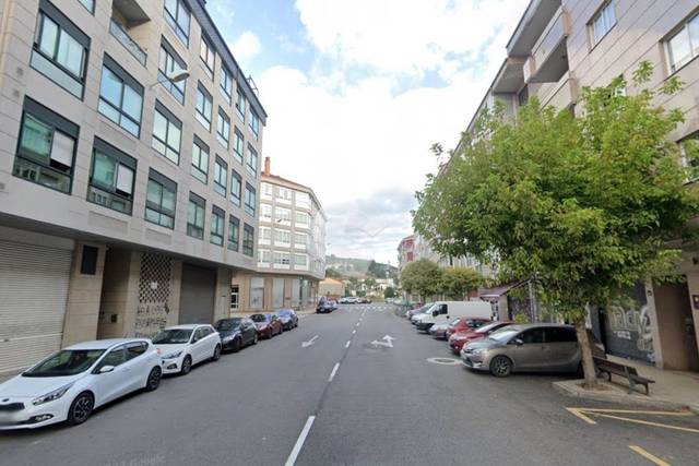 Local comercial en Alquiler en Francisco de Moure en Couto