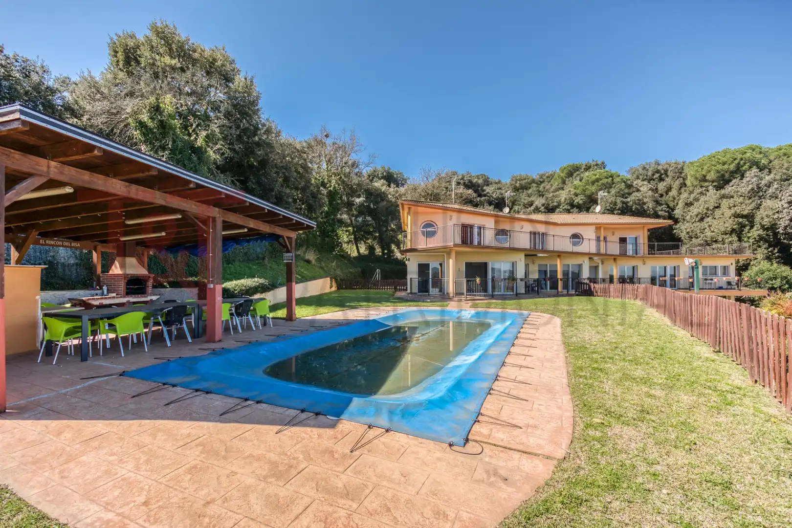 Piscina de Casa o chalet en venta en Bescanó con Aire acondicionado, Calefacción y Jardín privado