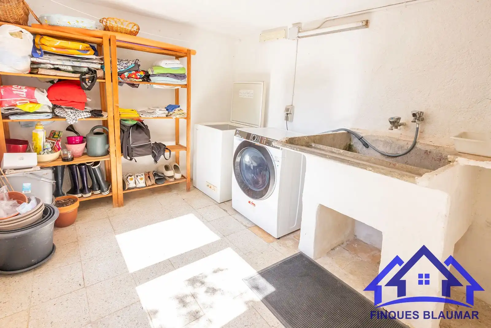 Cuina de Casa o xalet en venda en Arenys de Mar amb Calefacció, Jardí privat i Terrassa