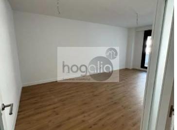 Foto 5 de Piso de alquiler en Palmas Altas, Sevilla