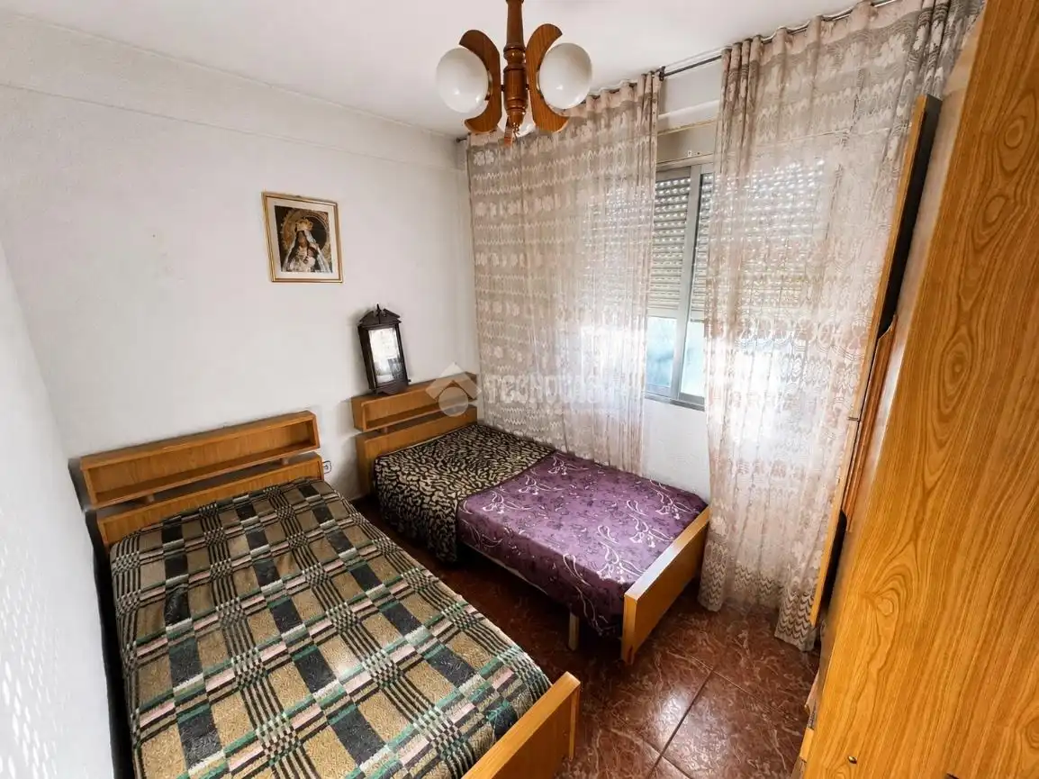 Bedroom of Flat for sale in Aranjuez  with Air Conditioner and Storage room