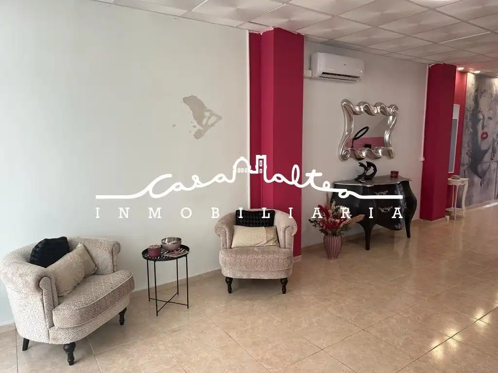 Locale commerciale in affitto a Calle TELLA LA, imagen 4