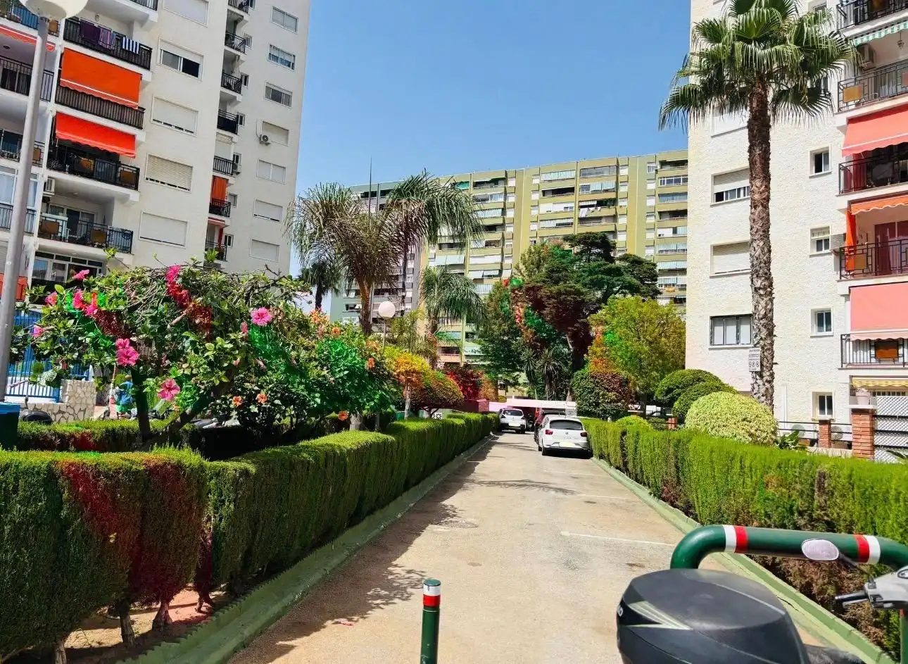 Vista exterior de Apartamento en venta en Fuengirola con Aire acondicionado, Calefacción y Jardín privado