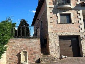 Photo 2 of House or chalet for sale in Avenida del Pinar, Campo Real, Madrid