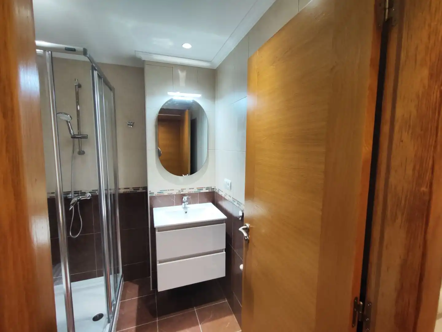 Badezimmer von Wohnungen zur Miete in Sada (A Coruña), A Coruña