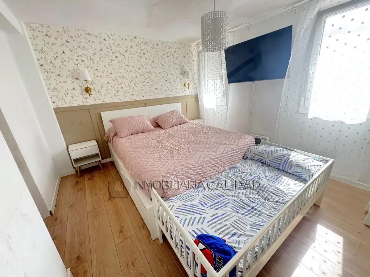 Schlafzimmer von Haus oder Chalet zum Verkauf in Burgos mit Heizung