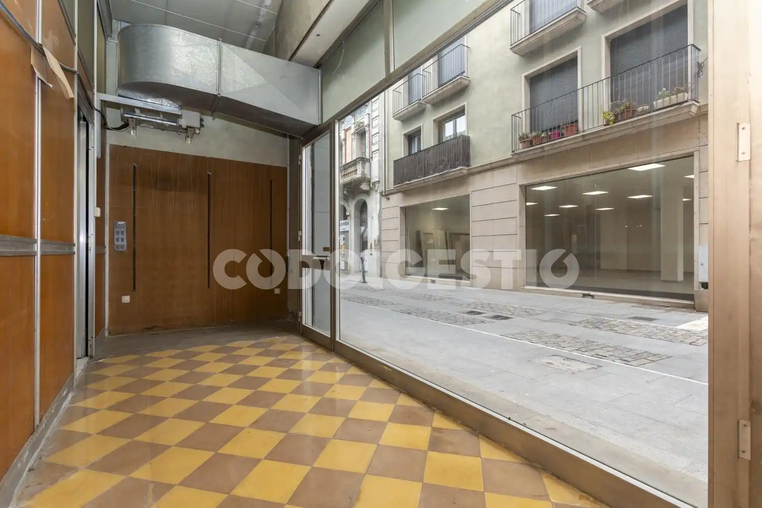 Local comercial en venda a Pont, imagen 3