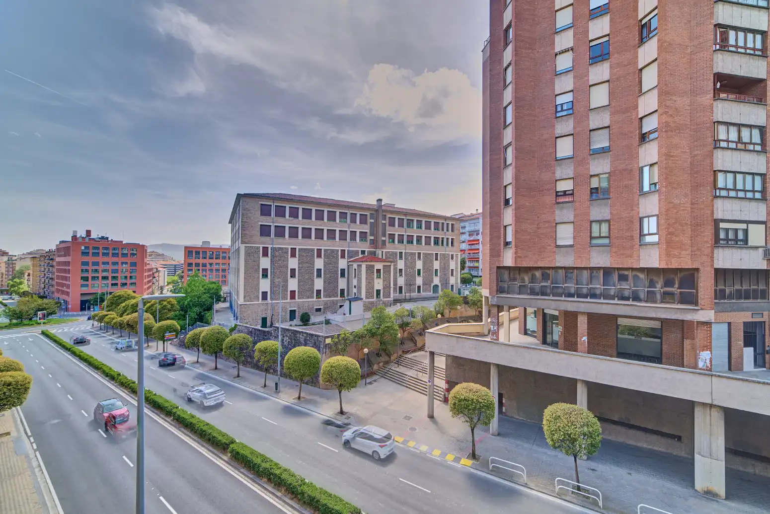 Vista exterior de Piso en venta en  Pamplona / Iruña con Calefacción, Parquet y Balcón