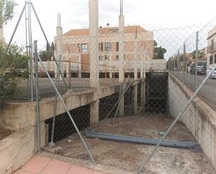 Building for sale in Calle Pinos, Poblete