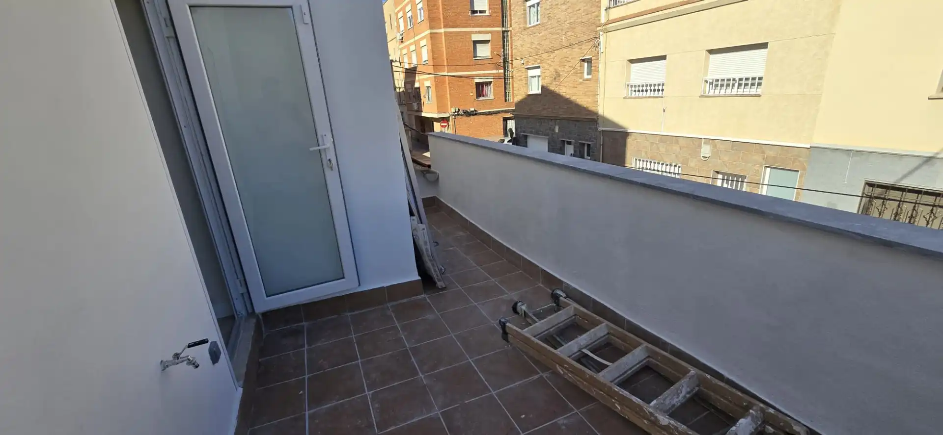 Casa a schiera con terrazza in vendita a Carrer de la Segarra 30, imagen 7