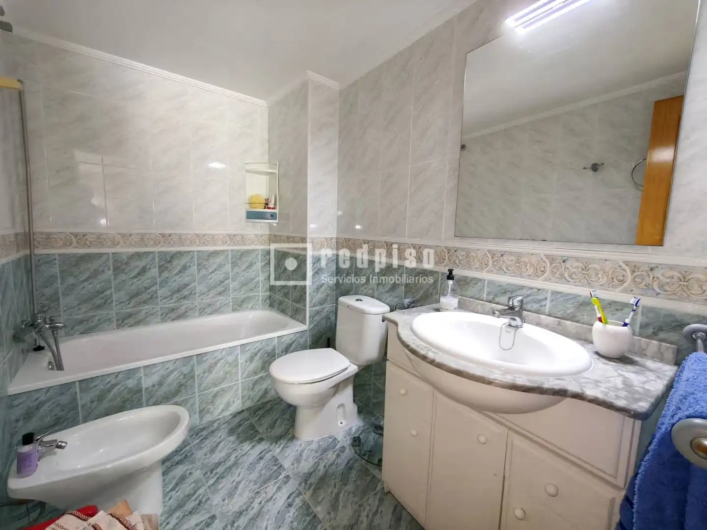 Badezimmer von Wohnung zum Verkauf in Castellón de la Plana / Castelló de la Plana mit Klimaanlage, Terrasse und Abstellraum