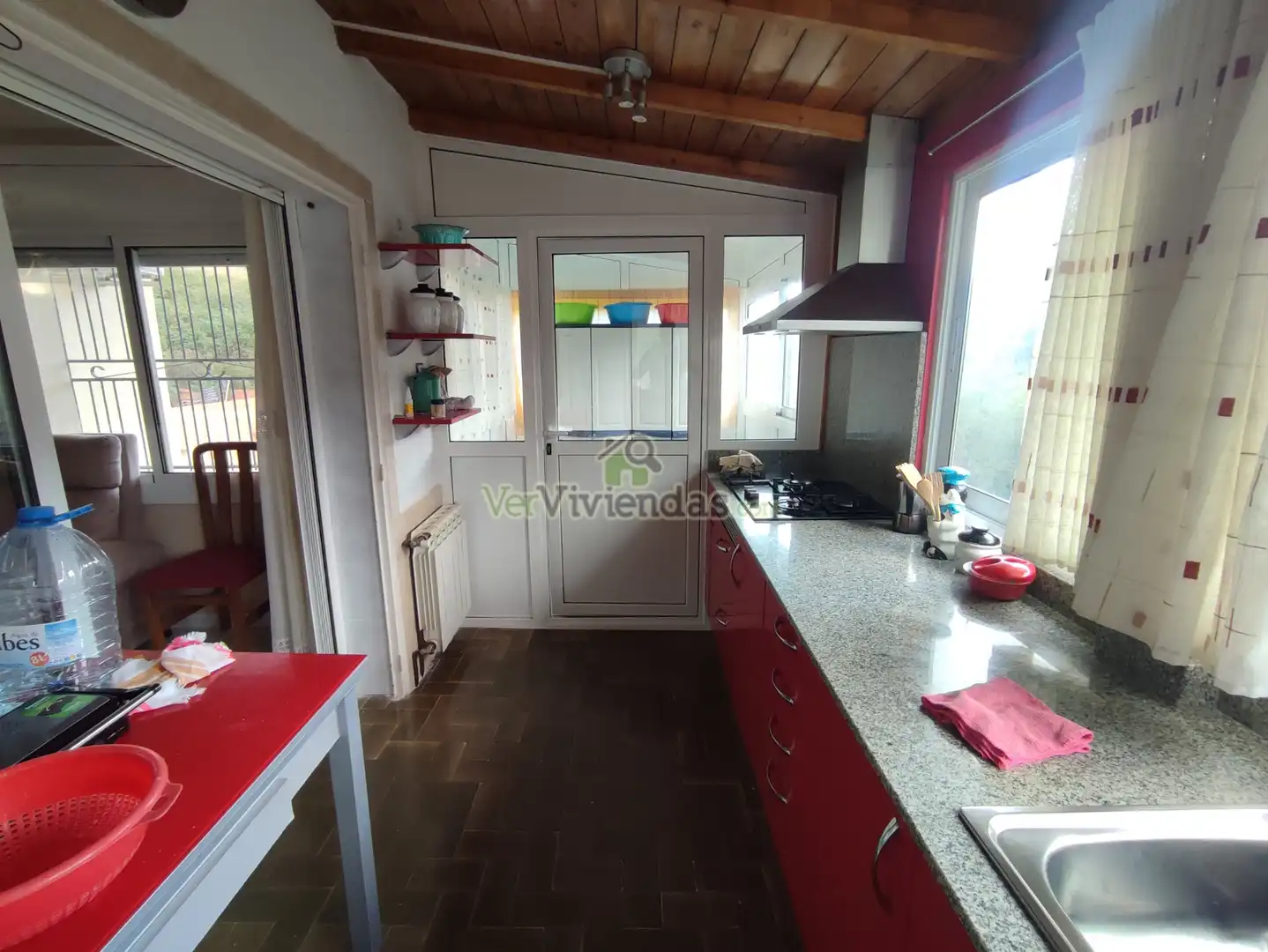 Cuina de Casa o xalet en venda en Vallirana amb Aire condicionat, Calefacció i Jardí privat