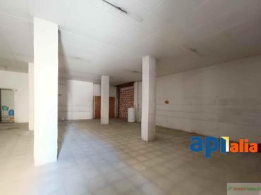 Local comercial en venda a ESTUDIANTS