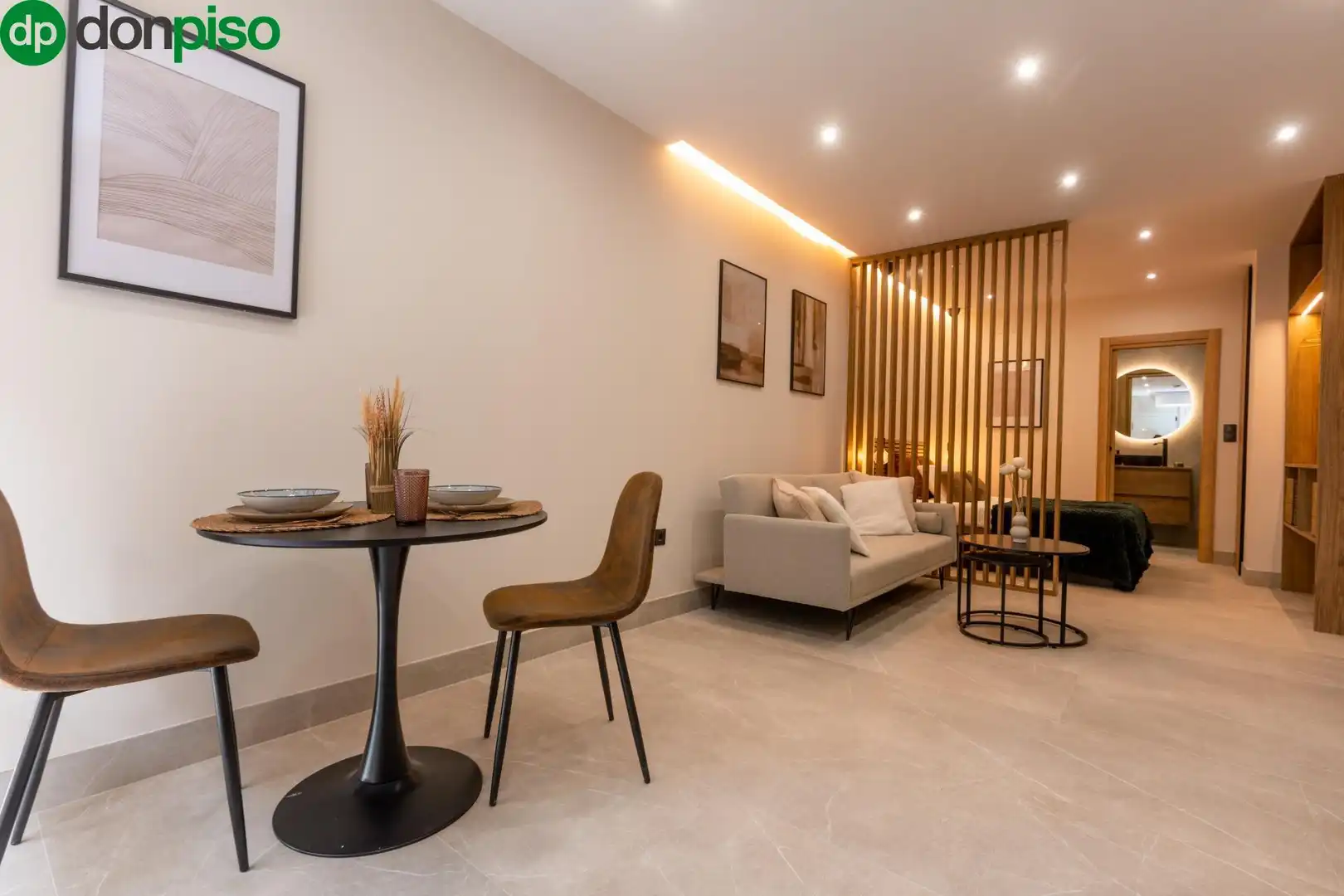 Living room of Study for sale in Granada  with Air Conditioner, Heating and Furnished