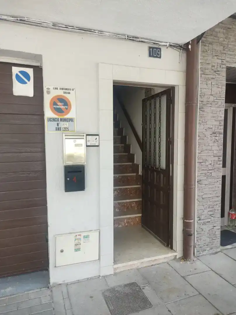 Flat for sale in Coslada  with Air Conditioner and Balcony