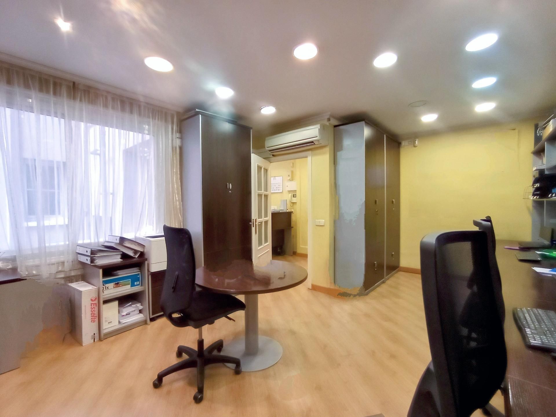 Piso en venta en Calle Gran Vía, Justicia - Chueca