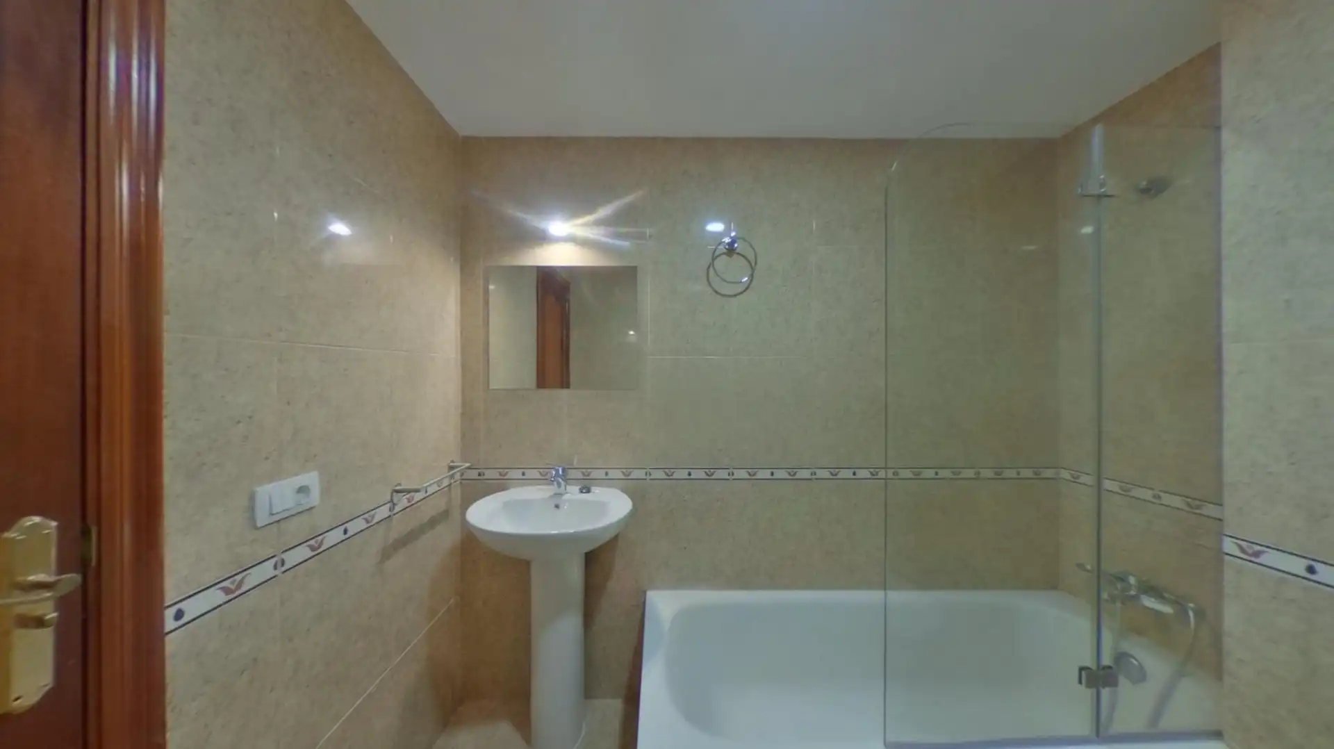 Bathroom of Flat for sale in Granadilla de Abona  with Storage room