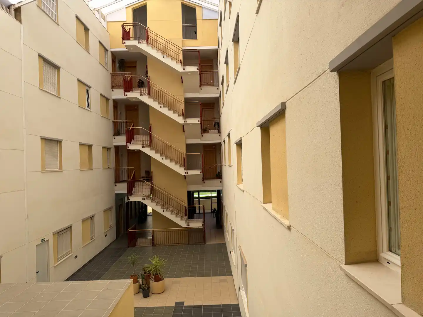 Flat with terrace for sale in Calle  Amparito Aguilar, imagen 2
