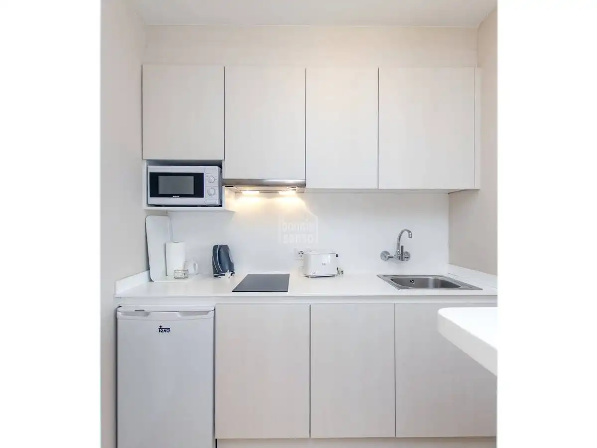 Cuina de Apartament en venda en Alaior amb Jardí privat, Terrassa i Piscina