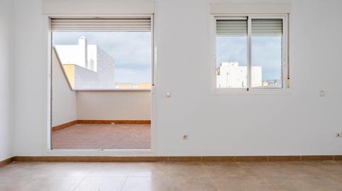 Foto 2 de Ático en venta en Calle Delicias, Los Molinos - Villa Blanca,  Almería Capital